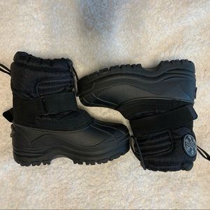 Boys Snow Boots.